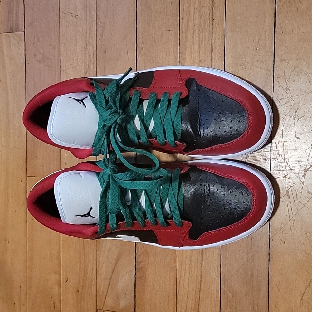 WOMEN'S AIR JORDAN 1 LOW SIZE 12